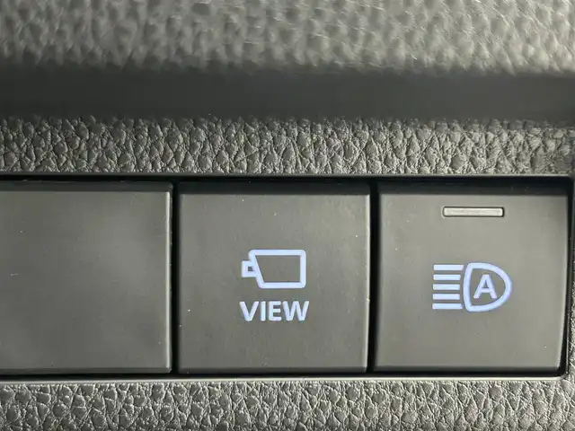 トヨタ ＲＡＶ４ アドベンチャー オフロードPKG 熊本県 2022(令4)年 3.1万km アティチュードブラックマイカ 禁煙車/純正8インチディスプレイオーディオ（ＡｐｐｌＣａｒＰｌａｙ・ＡｎｄｒｏｉｄＡｕｔｏ・ＢＴ・フルセグ）/全周囲カメラ　/前後ドライブレコーダー　/ビルトインＥＴＣ　/レーダークルーズコントロール　/ブラインドスポットモニター/衝突軽減ブレーキ/レーンキープアシスト/横滑り防止/ダウンヒルアシスト/パーキングアシスト/前後クリアランスソナー/パワーバックドア/前席シートヒーター/前席エアーシート/ステアリングヒーター/運転席パワーシート/デジタルインナーミラー/シートメモリー/JAOSノーズピラーサイドプロテクター/ボンネットマーカー/ルーフレール/純正フロアマット/純正１８インチAW/オートライト/オートマチックハイビーム/LEDヘッドライト/