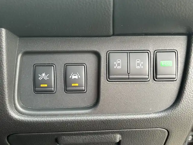 日産 セレナ HWS S HV Vセレ +SeftyⅡ 神奈川県 2016(平28)年 2.8万km インペリアルアンバーP 純正ディーラーオプションSDナビ【MC315D-W】/Bluetooth・CD・DVD・USB・SD・iPod/アラウンドビューモニター/ディスプレイ付き防眩式ルームミラー/両側ワンタッチオートスライドドア/クルーズコントロール/スマートキー/前側ドライブレコーダー/ビルトインETC/社外フロアマット/LEDヘッドランプ/オートライト/純正16インチアルミホイール/アイドリングストップ/ウォークスルー/車線逸脱警報/ふらつき警報/踏み間違い衝突防止アシスト/取扱説明書