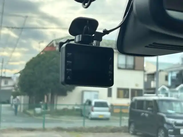 日産 セレナ HWS S HV Vセレ +SeftyⅡ 神奈川県 2016(平28)年 2.8万km インペリアルアンバーP 純正ディーラーオプションSDナビ【MC315D-W】/Bluetooth・CD・DVD・USB・SD・iPod/アラウンドビューモニター/ディスプレイ付き防眩式ルームミラー/両側ワンタッチオートスライドドア/クルーズコントロール/スマートキー/前側ドライブレコーダー/ビルトインETC/社外フロアマット/LEDヘッドランプ/オートライト/純正16インチアルミホイール/アイドリングストップ/ウォークスルー/車線逸脱警報/ふらつき警報/踏み間違い衝突防止アシスト/取扱説明書