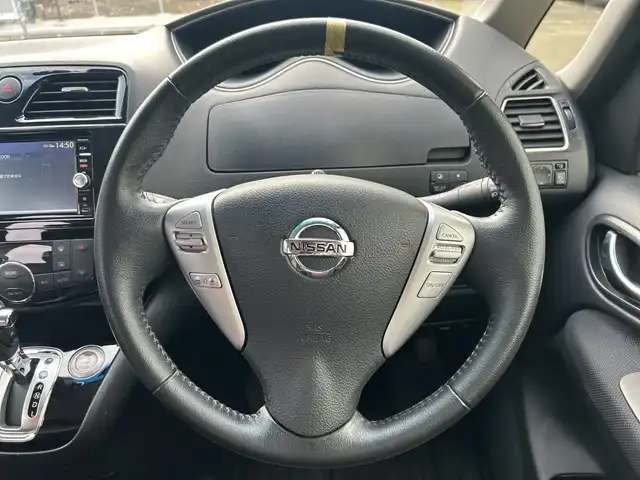 日産 セレナ HWS S HV Vセレ +SeftyⅡ 神奈川県 2016(平28)年 2.8万km インペリアルアンバーP 純正ディーラーオプションSDナビ【MC315D-W】/Bluetooth・CD・DVD・USB・SD・iPod/アラウンドビューモニター/ディスプレイ付き防眩式ルームミラー/両側ワンタッチオートスライドドア/クルーズコントロール/スマートキー/前側ドライブレコーダー/ビルトインETC/社外フロアマット/LEDヘッドランプ/オートライト/純正16インチアルミホイール/アイドリングストップ/ウォークスルー/車線逸脱警報/ふらつき警報/踏み間違い衝突防止アシスト/取扱説明書