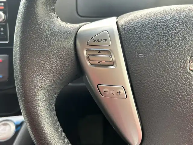 日産 セレナ HWS S HV Vセレ +SeftyⅡ 神奈川県 2016(平28)年 2.8万km インペリアルアンバーP 純正ディーラーオプションSDナビ【MC315D-W】/Bluetooth・CD・DVD・USB・SD・iPod/アラウンドビューモニター/ディスプレイ付き防眩式ルームミラー/両側ワンタッチオートスライドドア/クルーズコントロール/スマートキー/前側ドライブレコーダー/ビルトインETC/社外フロアマット/LEDヘッドランプ/オートライト/純正16インチアルミホイール/アイドリングストップ/ウォークスルー/車線逸脱警報/ふらつき警報/踏み間違い衝突防止アシスト/取扱説明書