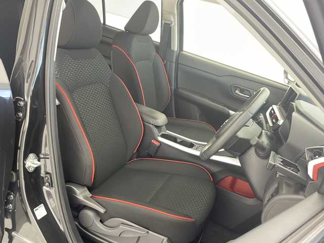 トヨタ ライズ Z 沖縄県 2022(令4)年 3.6万km ブラックマイカメタリック ＥＴＣ/レーダークルーズコントロール　/前後コーナーセンサー/ＬＥＤヘッドライト　/スマートキー　/プッシュスタート　/シートヒーター　/純正アルミホイール　/オートライト　/ブラインドスポットモニター　/電動パーキングブレーキ　/オートエアコン/衝突被害軽減システム　/ＡＢＳ/スペアキー