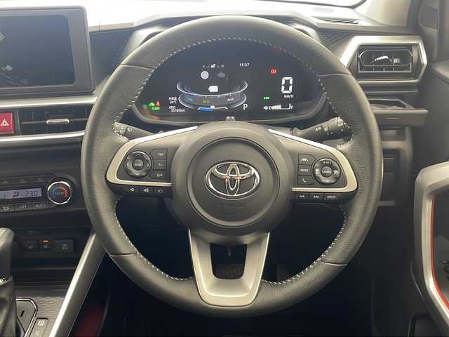 トヨタ ライズ Z 沖縄県 2022(令4)年 3.6万km ブラックマイカメタリック ＥＴＣ/レーダークルーズコントロール　/前後コーナーセンサー/ＬＥＤヘッドライト　/スマートキー　/プッシュスタート　/シートヒーター　/純正アルミホイール　/オートライト　/ブラインドスポットモニター　/電動パーキングブレーキ　/オートエアコン/衝突被害軽減システム　/ＡＢＳ/スペアキー