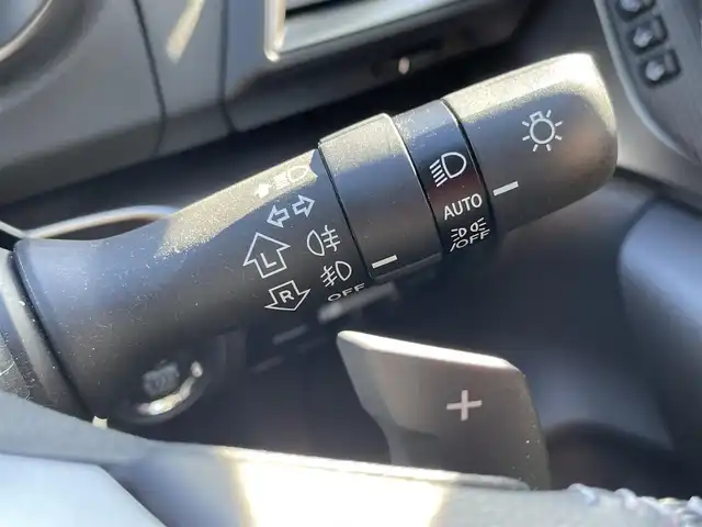 スバル インプレッサ スポーツ 2．0i－Lアイサイト 栃木県 2021(令3)年 2.2万km クリスタルホワイトP 新車時保証書/取扱説明書/スバルアイサイト/　・プリクラッシュブレーキ/　・ツーリングアシスト/　・車線逸脱抑制機能/　・誤発進抑制制御/　・誤後進抑制制御/　・ふらつき警報/　・先行車発進お知らせ/　・定速クルーズコントロール/　・後退時ブレーキアシスト/社外7インチメモリーナビ（AVN-RB7)/　（BT/CD・DVD/SD/ラジオ）/プッシュスタート/フロントパワーシート/ステアリングスイッチ/パドルシフト/クルーズコントロール（追従機能）/ETC/オートライト/純正LEDヘッドライト/純正LEDフォグライト/ヘッドライトレベライザー/ヘッドランプウォッシャー/オートリトラクティブミラー/リバースチルトダウンミラー/リアセンサー/オートワイパー/タイヤサイズ　　205/50/R17