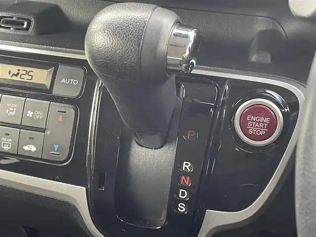 ホンダ Ｎ ＢＯＸ カスタム G ターボSSパッケージ 群馬県 2014(平26)年 4.8万km スマートブラック ターボ/パナソニックナビ/両側パワースライドドア/バックカメラ/ドライブレコーダー/ETC/クルーズコントロール/パドルシフト/ステアリングスイッチ/スマートキー×2