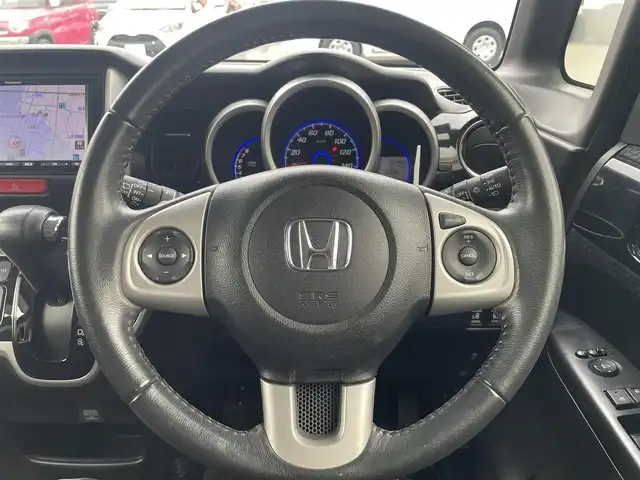 ホンダ Ｎ ＢＯＸ カスタム G ターボSSパッケージ 群馬県 2014(平26)年 4.8万km スマートブラック ターボ/パナソニックナビ/両側パワースライドドア/バックカメラ/ドライブレコーダー/ETC/クルーズコントロール/パドルシフト/ステアリングスイッチ/スマートキー×2