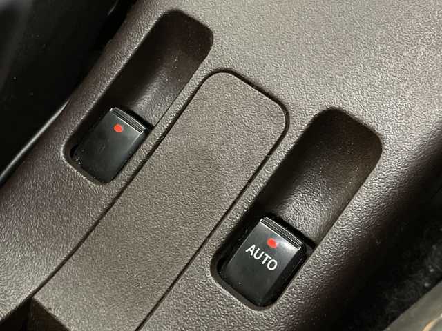 ダイハツ コペン ローブ S 神奈川県 2016(平28)年 7.4万km ブライトシルバーメタリック 社外ディスプレイオーディオ/バックカメラ/ワンセグ　Bluetooth　AM FM/レカロシート/前席シートヒーター/MOMO革巻きステアリング/パドルシフト/エコアイドル/TRC/社外前後ドライブレコーダー/社外ETC/プッシュスタート/スマートキー/ビルシュタインショック/lEDヘッドランプ/フロントフォグランプ/オートライト