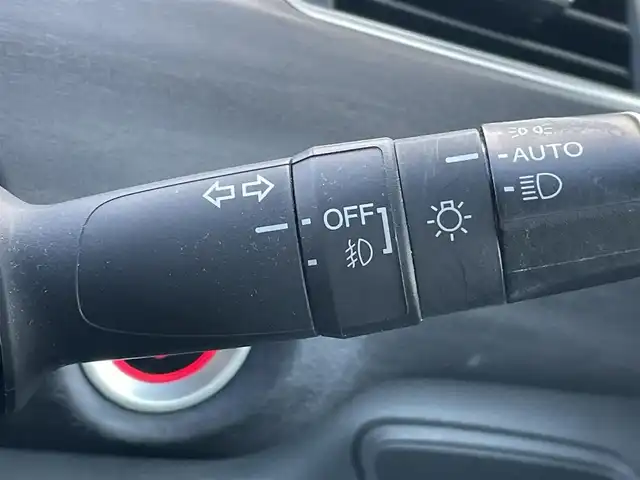 ホンダ フリード ハイブリット G ホンダセンシング 岡山県 2017(平29)年 6万km ルナシルバーM 登録時走行距離：60007km/禁煙車/純正ナビ/　(CD/DVD/フルセグTV/Bluetooth)/バックカメラ/クルーズコントロール(追従走行あり)/衝突被害軽減システム/車線逸脱警報（レーンキープアシスト）/ETC/両側パワースライドドア/ハーフレザーシート/ステアリングヒーター/革巻きステアリング/ステアリングスイッチ/純正LEDヘッドライト/フォグライト/オートライト/プッシュスタート/スマートキー/アイドリングストップ/純正アルミホイール 15インチ/ドアバイザー/電動格納ミラー/純正フロアマット/横滑防止装置/盗難防止装置