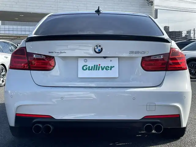 ＢＭＷ ３２０ｉ Mスポーツ 広島県 2015(平27)年 13.3万km アルピンホワイトⅢ ルーフブラック塗装/ビルシュタイン車高調/REMUSマフラー/純正メーカーOPナビ/【CD/DVD/BT】/バックカメラ/ETC/前後ドライブレコーダー/パワーシート(D/N)/レーダークルーズコントロール/横滑り防止装置/パドルシフト/レーンディパーチャー/コーナーセンサー/HIDライト/フォグランプ/リアフォグランプ/オートライト/オートワイパー/プッシュスタート/スペアキー