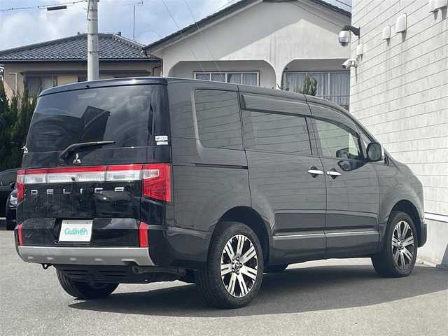 三菱 デリカＤ：５ P 茨城県 2022(令4)年 2.6万km アメジストブラック 4WD/純正10.1インチナビ/　(CD/DVD/HDMI/Bluetooth)/全方位カメラ/両側パワースライドドア/オートステップ/パワーシート/前席シートヒーター/パワーバックドア/レーダークルーズ/パドルシフト/ステアリングヒーター/ブラインドスポットモニター/レーンキープアシスト /i-stop/オートハイビーム/オートLEDヘッドライト/フォグランプ/ETC/スマートキー