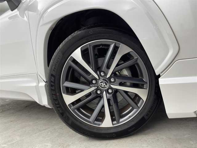 トヨタ カローラ クロス ハイブリッド Z 群馬県 2022(令4)年 1.9万km プラチナホワイトパールマイカ モデリスタ　純正ディスプレイオーディオ　パノラミックビューモニター　パワーバックドア　ＢＳＭ　レーダークルーズコントロール　ＬＥＤライト　ＡＨＢ　シートヒーター　純正１８インチＡＷ　ＥＴＣ２．０　禁煙