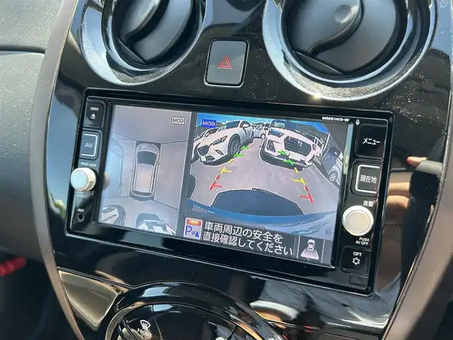 日産 ノート e－パワー メダリスト 愛媛県 2016(平28)年 2.3万km ダークメタルグレー 日産純正7インチSDナビ【MM516D-W】/・Bluetooth/・CD/DVD/USB/フルセグTV/ナビ連動前方ドライブレコーダー/アラウンドビューカメラ/ETC/デジタルルームミラー/ハーフレザーシート/衝突被害軽減ブレーキ/車線逸脱防止支援/ステアリングスイッチ/フロントフォグライト/ドアバイザー/純正15インチアルミホイール/純正フロアマット