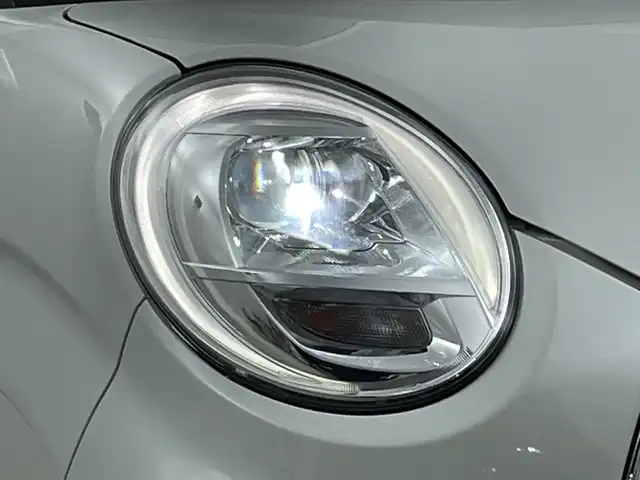 ダイハツ キャスト スタイル G SAⅢ 新潟県 2018(平30)年 2.1万km パールホワイトⅢ エンジンスタートボタン/パワーステアリング/パワーウィンドウ/アイドリングストップ/純正SDナビ　MDV-D305/(ワンセグ/CD/DVD/Bluetooth)/スマートキー/オートエアコン/ベンチシート/純正フロアマット/布シート/純正15インチアルミホイール/スマートアシストIII/・衝突被害軽減システム/・レーンキープアシスト/・オートライト/オートマチックハイビーム/・ダブルSRS＋ABS/LEDライト＆フォグランプ/革巻きステアリング/ステアリングスイッチ/前方ドライブレコーダー（DRY-ST2000）/電動格納ミラー