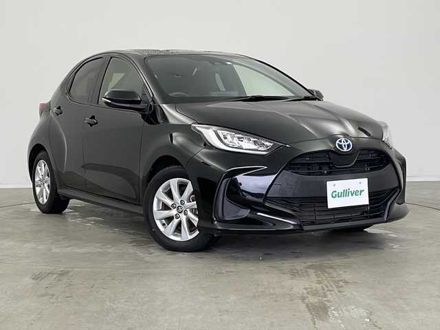 トヨタ ヤリス ハイブリッド G 新潟県 2020(令2)年 5.9万km ブラック 純正T-Connectナビ/AM/FM/Bluetooth/USB/バックモニター/トヨタセーフティセンス/衝突被害軽減システム/レーンキープアシスト/レーダークルーズコントロ―ル/純正LEDヘッドライト/オートライト/オートマチックハイビーム/純正15インチAW夏タイヤ/ABS/横滑り防止機能/前後コーナーセンサー/純正フロアマット/スペアキー/保証書