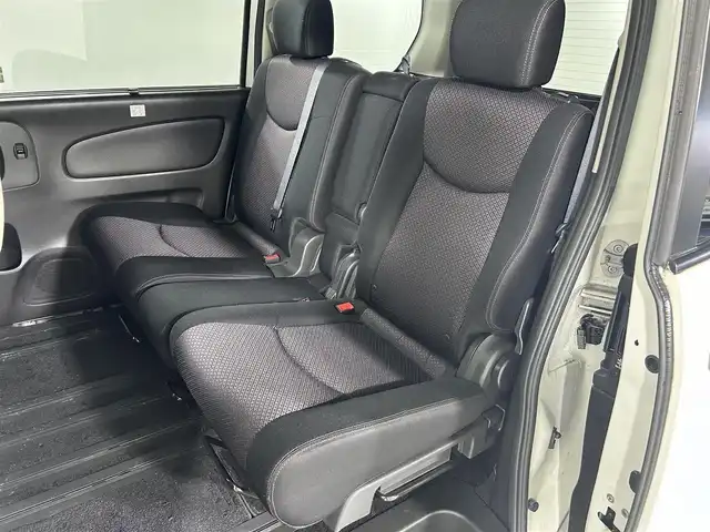日産 セレナ ハイウェイスター S HV Vセレ 佐賀県 2013(平25)年 8.7万km ブリリアントホワイトパール 純正8インチナビ/CD/DVD/フルセグTV/Bluetooth/バックカメラ /ETC/両側パワースライドドア/前方ドライブレコーダー/クルーズコントロール/HIDライト/フォグライト /オートライト/純正16インチアルミホイール/純正フロアマット/スマートキー/スペアキー/電動格納ミラー/横滑り防止装置