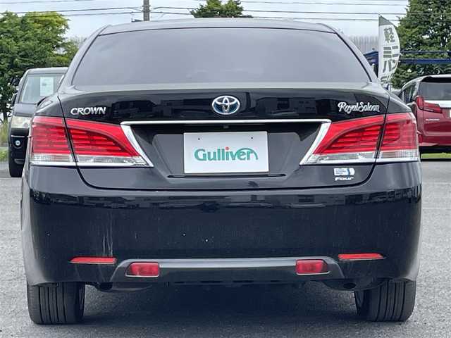 トヨタ クラウン ハイブリッド ロイヤルサルーン Four 道央・札幌 2016(平28)年 19.6万km ブラック ４WD/寒冷地仕様/純正メーカーナビ/CD/DVD/BD/BT/フルセグ/横滑り防止装置/クルーズコントロール/バックカメラ/ビルトインETC/ドライブレコーダー/EVMODE/ワイパーデアイサー/前席パワーシート/前席シートヒーター/革巻きステアリング/ステアリングリモコン/ハンドルヒーター/自動防眩ミラー/MTモード付AT/プッシュスタート/スマートキー/LEDヘッドライト/オートライト/フォグランプ/電動格納ミラー/ヒーテッドドアミラー/ウィンカーミラー/純正フロアマット/ドアバイザー