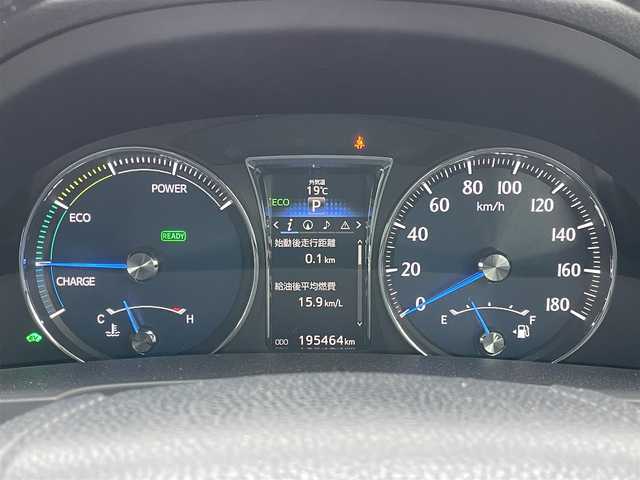 トヨタ クラウン ハイブリッド ロイヤルサルーン Four 道央・札幌 2016(平28)年 19.6万km ブラック ４WD/寒冷地仕様/純正メーカーナビ/CD/DVD/BD/BT/フルセグ/横滑り防止装置/クルーズコントロール/バックカメラ/ビルトインETC/ドライブレコーダー/EVMODE/ワイパーデアイサー/前席パワーシート/前席シートヒーター/革巻きステアリング/ステアリングリモコン/ハンドルヒーター/自動防眩ミラー/MTモード付AT/プッシュスタート/スマートキー/LEDヘッドライト/オートライト/フォグランプ/電動格納ミラー/ヒーテッドドアミラー/ウィンカーミラー/純正フロアマット/ドアバイザー