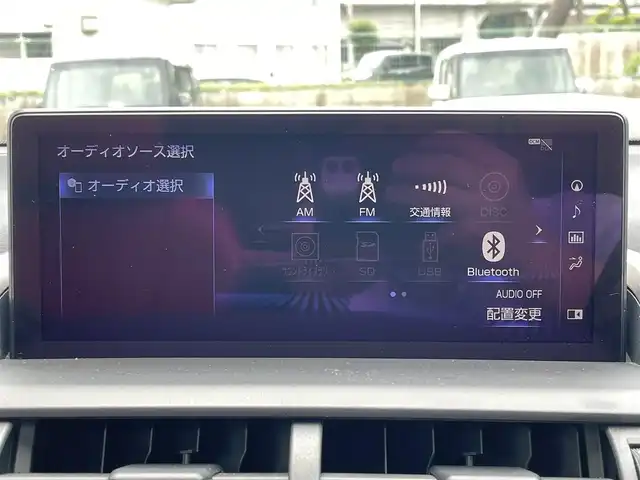 レクサス ＮＸ 300h Fスポーツ 佐賀県 2019(令1)年 2.7万km ホワイトノーヴァガラスフレーク サンルーフ/Lexus Safety System+/・プリクラッシュセーフティ/・レーントレーシングアシスト/・オートマチックハイビーム/・レーダークルーズコントロール/クリアランスソナー/純正メーカーナビ/・パノラミックビューモニター/・フルセグTV/BT/CD/DVD/純正ドライブレコーダー(DRD-H68)/赤黒革シート/・シートヒーター/・ベンチレーション/・パワーシート/シートメモリ/パワーバックドア/LEDヘッドライト/フォグランプ/革巻きステアリング/パドルシフト/ステアリングヒーター/オートワイパー/ETC2.0/電動パーキングスイッチ/トノカバー/エアバックW/サイド/カーテン
