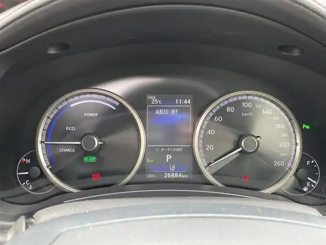 レクサス ＮＸ 300h Fスポーツ 佐賀県 2019(令1)年 2.7万km ホワイトノーヴァガラスフレーク サンルーフ/Lexus Safety System+/・プリクラッシュセーフティ/・レーントレーシングアシスト/・オートマチックハイビーム/・レーダークルーズコントロール/クリアランスソナー/純正メーカーナビ/・パノラミックビューモニター/・フルセグTV/BT/CD/DVD/純正ドライブレコーダー(DRD-H68)/赤黒革シート/・シートヒーター/・ベンチレーション/・パワーシート/シートメモリ/パワーバックドア/LEDヘッドライト/フォグランプ/革巻きステアリング/パドルシフト/ステアリングヒーター/オートワイパー/ETC2.0/電動パーキングスイッチ/トノカバー/エアバックW/サイド/カーテン