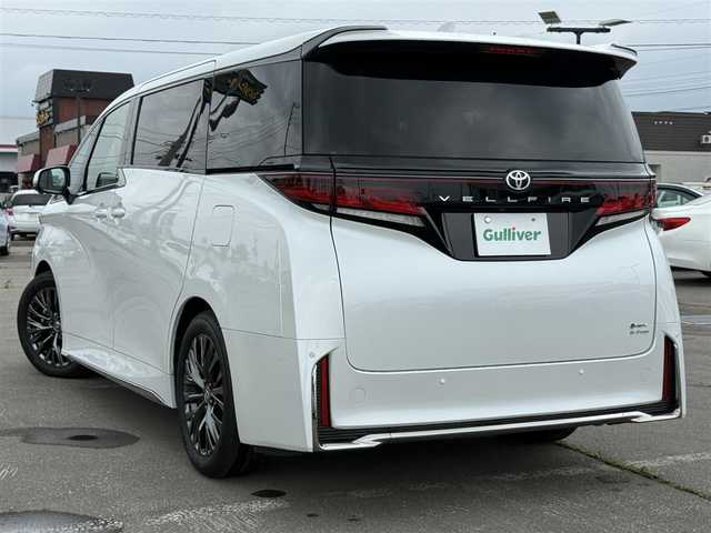 トヨタ ヴェルファイア ハイブリット Z プレミア 道南・函館 2024(令6)年 0.7万km プラチナホワイトパールマイカ 純正ナビ/フルセグＴＶ/衝突軽減ブレーキ/ツインムーンルーフ/茶革シート/ユニバーサルステップ/ワンオーナー/全周囲カメラ/デジタルインナーミラー/パワーバックドア/ブラインドスポットモニター/置くだけ充電/ETC