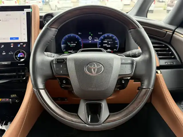 トヨタ ヴェルファイア ハイブリット Z プレミア 道南・函館 2024(令6)年 0.7万km プラチナホワイトパールマイカ 純正ナビ/フルセグＴＶ/衝突軽減ブレーキ/ツインムーンルーフ/茶革シート/ユニバーサルステップ/ワンオーナー/全周囲カメラ/デジタルインナーミラー/パワーバックドア/ブラインドスポットモニター/置くだけ充電/ETC