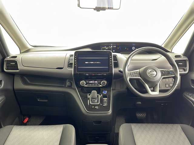 日産 セレナ e－パワー ハイウェイスター V 鹿児島県 2022(令4)年 1.8万km マルーンレッド 2トーン 純正ナビ/（CD/DVD/BT/フルセグ）/純正フリップダウンモニター/プロパイロット/エマージェンシーブレーキ/レーンキープアシスト/アラウンドビューモニター/電動パーキングブレーキ/オートホールド機能/オートライト/オートマチックハイビーム/両側パワースライドドア/ドライブレコーダー/スマートキー/プッシュスタート