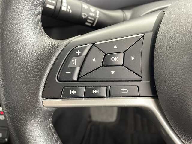 日産 セレナ e－パワー ハイウェイスター V 鹿児島県 2022(令4)年 1.8万km マルーンレッド 2トーン 純正ナビ/（CD/DVD/BT/フルセグ）/純正フリップダウンモニター/プロパイロット/エマージェンシーブレーキ/レーンキープアシスト/アラウンドビューモニター/電動パーキングブレーキ/オートホールド機能/オートライト/オートマチックハイビーム/両側パワースライドドア/ドライブレコーダー/スマートキー/プッシュスタート
