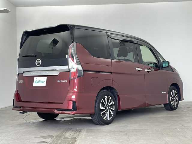 日産 セレナ e－パワー ハイウェイスター V 鹿児島県 2022(令4)年 1.8万km マルーンレッド 2トーン 純正ナビ/（CD/DVD/BT/フルセグ）/純正フリップダウンモニター/プロパイロット/エマージェンシーブレーキ/レーンキープアシスト/アラウンドビューモニター/電動パーキングブレーキ/オートホールド機能/オートライト/オートマチックハイビーム/両側パワースライドドア/ドライブレコーダー/スマートキー/プッシュスタート