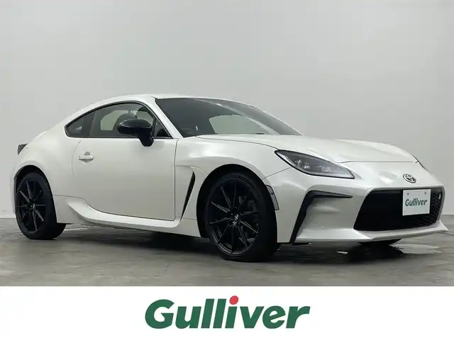 トヨタ ＧＲ８６ RZ 埼玉県 2023(令5)年 1.5万km クリスタルホワイトパール 社外ディスプレイオーディオ　/バックカメラ　/ドライブレコーダー　/クルーズコントロール/LEDヘッドライト　/シートヒーター　/純正アルミホイール　/ハーフレザー　/オートライト　/スマートキー　/オートエアコン　