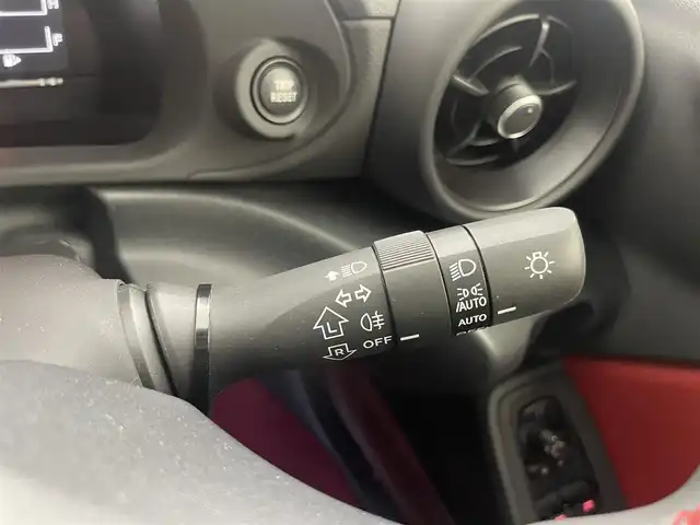 トヨタ ＧＲ８６ RZ 埼玉県 2023(令5)年 1.5万km クリスタルホワイトパール 社外ディスプレイオーディオ　/バックカメラ　/ドライブレコーダー　/クルーズコントロール/LEDヘッドライト　/シートヒーター　/純正アルミホイール　/ハーフレザー　/オートライト　/スマートキー　/オートエアコン　