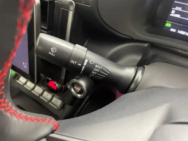 トヨタ ＧＲ８６ RZ 埼玉県 2023(令5)年 1.5万km クリスタルホワイトパール 社外ディスプレイオーディオ　/バックカメラ　/ドライブレコーダー　/クルーズコントロール/LEDヘッドライト　/シートヒーター　/純正アルミホイール　/ハーフレザー　/オートライト　/スマートキー　/オートエアコン　