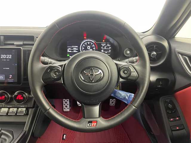 トヨタ ＧＲ８６ RZ 埼玉県 2023(令5)年 1.5万km クリスタルホワイトパール 社外ディスプレイオーディオ　/バックカメラ　/ドライブレコーダー　/クルーズコントロール/LEDヘッドライト/シートヒーター　/ハーフレザーシート/保証書/取扱説明書/スペアキー