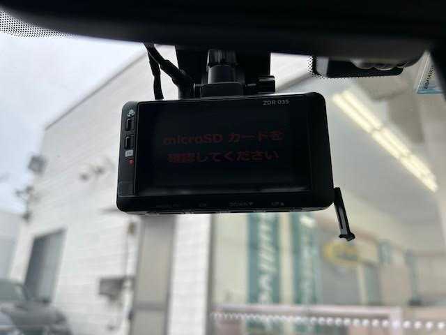 トヨタ ＧＲ８６ RZ 埼玉県 2023(令5)年 1.5万km クリスタルホワイトパール 社外ディスプレイオーディオ　/バックカメラ　/ドライブレコーダー　/クルーズコントロール/LEDヘッドライト/シートヒーター　/ハーフレザーシート/保証書/取扱説明書/スペアキー