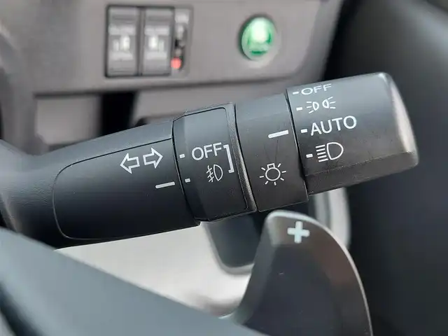 ホンダ ステップワゴン スパーダ ホンダセンシング 東京都 2019(平31)年 3.7万km プレミアムスパークルブラックパール 純正ナビ/フルセグテレビ/Bluetooth/純正アルミホイール/純正ドライブレコーダー/純正フロアマット/ETC/両側パワースライドドア/キーレスエントリー/プッシュスタート/ホンダセンシング/・アダプティブクルーズコントロール/・衝突軽減ブレーキ/・レーンキープアシスト/・横滑り防止/サンシェード