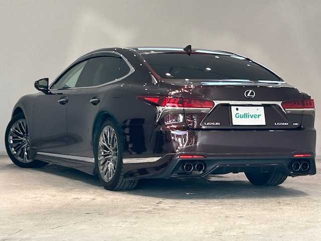 レクサス ＬＳ 500 エグゼクティブ 宮城県 2018(平30)年 5.5万km ソニックアゲート 4WD/ターボ/サンルーフ/TRDエアロ/TRDマフラー/リアエンターテイメントシステム/マークレビンソンサウンド/デジタルインナーミラー/純正ナビ/パノラミックビューモニター/フルセグTV/Bluetooth/CD/DVD/レクサスセーフティシステム＋/・プリクラッシュセーフティ/・レーンキープアシスト/・レーダークルーズコントロール/・アダプティブハイビームシステム/ブラインドスポットモニター/ブレーキホールド/前後コーナーセンサー/パドルシフト/電動リアゲート/ヘッドアップディスプレイ/クールボックス/本革レザーシート/全席エアーシート/全席シートヒーター/全席リラクゼーション機能付き/全席パワーシート/前席シートメモリー/ステアリングヒーター/LEDヘッドライト/オートライト/純正ビルトインETC2.0/純正アルミホイール/純正フロアマット/ドライブレコーダー/