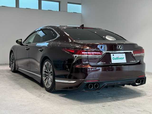 レクサス ＬＳ 500 エグゼクティブ 宮城県 2018(平30)年 5.5万km ソニックアゲート 4WD/ターボ/サンルーフ/TRDエアロ/TRDマフラー/リアエンターテイメントシステム/マークレビンソンサウンド/デジタルインナーミラー/純正ナビ/パノラミックビューモニター/フルセグTV/Bluetooth/CD/DVD/レクサスセーフティシステム＋/・プリクラッシュセーフティ/・レーンキープアシスト/・レーダークルーズコントロール/・アダプティブハイビームシステム/ブラインドスポットモニター/ブレーキホールド/前後コーナーセンサー/パドルシフト/電動リアゲート/ヘッドアップディスプレイ/クールボックス/本革レザーシート/全席エアーシート/全席シートヒーター/全席リラクゼーション機能付き/全席パワーシート/前席シートメモリー/ステアリングヒーター/LEDヘッドライト/オートライト/純正ビルトインETC2.0/純正アルミホイール/純正フロアマット/ドライブレコーダー/