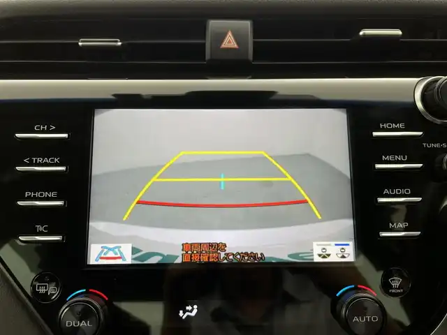 トヨタ カムリ WSレザーパッケージ 群馬県 2020(令2)年 3.1万km プラチナホワイトパールマイカ CD/DVDデッキ/スペアタイヤ/＝＝＝＝＝/センタークラスターパネル一体型8インチディスプレイオーディオ/・T-Connectナビキット/・AM/FM/SUB/Miracast/Bluetooth/フルセグTV/＝＝＝＝＝純正８インチナビ　ＣＤ／ＤＶＤデッキ　バックカメラ　衝突軽減ブレーキ　ブラインドスポットモニター　カラーヘッドアップディスプレイ　フルセグＴＶ　ドライブレコーダー　クリアランスソナー　ＥＴＣ　禁煙車