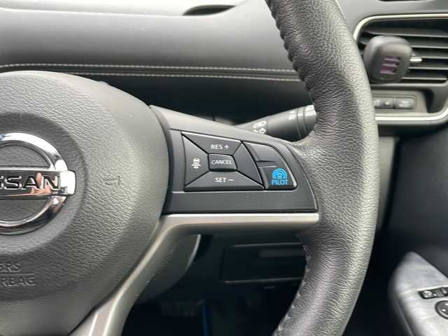 日産 セレナ e－パワー ハイウェイスター V 栃木県 2018(平30)年 3.9万km ブリリアントホワイトパール ワンオーナー/純正ナビ/品番:MM518D-L/Bluetooth/CD/DVD/bl/USB/ipod/HDMI/全方位カメラ/純正ドライブレコーダー/ETC/追従型クルーズコントロール/プロパイロット/インテリジェント エマージェンシーブレーキ/車線逸脱警報/横滑り防止装置/電動パーキングブレーキ/オートブレーキホールド/ハンドルヒーター/本革巻きステアリング/前席シートヒーター/両側パワースライドドア/ハンズフリースライドドア/後席ドリンクホルダー/後席USB/取扱説明書/保証書
