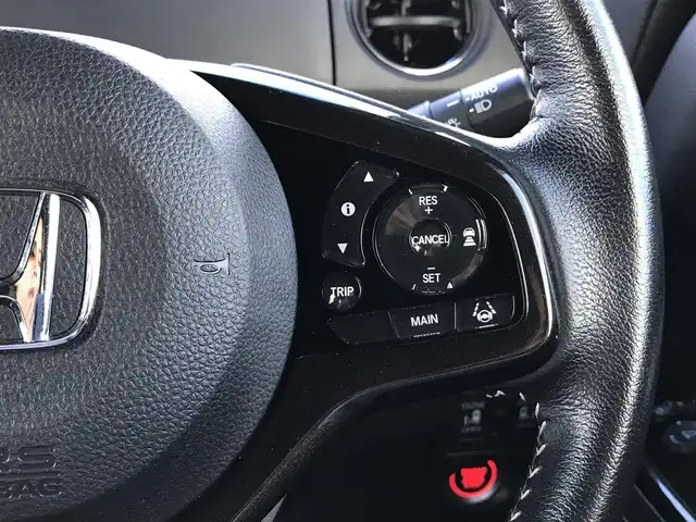 ホンダ Ｎ ＢＯＸ カスタム G L ターボ ホンダセンシング 鳥取県 2020(令2)年 4.2万km プラチナホワイトパール ターボ車/ワンオーナー/2トーンカラー/ルーフブラック/純正8インチナビ/フルセグ/CD/DVD/BT/USB/バックカメラ・ビルトインETC/純正ドライブレコーダー/ホンダセンシング/レーンキープアシスト/レーダークルーズコントロール/両側パワースライドドア/ハーフレザーシート/前席シートヒーター/LEDヘットライト/フォグライト/純正15インチアルミホイール/プッシュエンジンスタート/アイドリングストップ/フロアマット・ドアバイザー/スペアキー