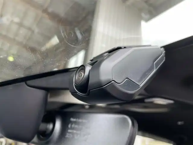ホンダ ＺＲ－Ｖ ハイブリッド e:HEV Z ブラックスタイル 東京都 2024(令6)年 2.5万km クリスタルブラックパール ４ＷＤ　/純正９型ナビ　/電動リアゲート　/追従クルコン　/ビルトイン２．０ＥＴＣ　/前後ドラレコ　/フルセグＴＶ　/置型充電　/パドルシフト　/パワーシート　/シートメモリー　/シートヒーター　/ＢＳＭ　/コーナーセンサー