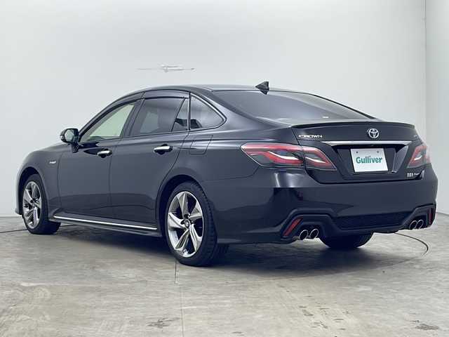 トヨタ クラウン ハイブリッド RS アドバンス Four 秋田県 2018(平30)年 6.7万km プレシャスブラックパール ４WD/サンルーフ/白革シート/純正ナビ（DVD/BT/Miracast/フルセグTV)/バックカメラ/純正ドライブレコーダー/ビルトインETC/USBポート/電動パーキングブレーキ/オートブレーキホールド/トヨタセーフティセンス/レーダークルーズコントロール/オートマチックハイビーム/ヘッドアップディスプレイ/クリアランスソナー/横滑り防止装置/前席パワーシート/前席シートヒーター＆エアシート/ステアリングヒーター/ドアミラーヒーター/本革巻きステアリング/パドルシフト/ステアリングリモコン/LEDライト/フォグランプ/純正フロアマット/純正ドアバイザー/W/サイド/カーテン/ニー/エアバッグ