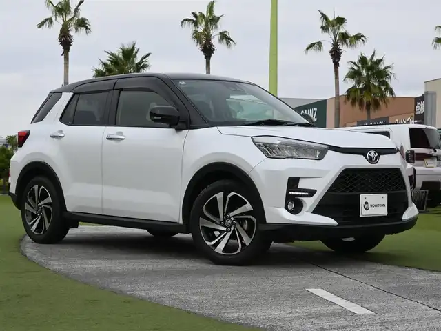 トヨタ ライズ Z 千葉県 2022(令4)年 4.1万km ブラックマイカメタリック/シャイニングホワイトパール スマートアシストIII/レーダークルーズコントロール/RCTA（リヤクロストラフィックアラート）/ブラインドスポットモニター/アイドリングストップ/ディスプレイオーディオ/純正地デジTV/【Bluetooth接続】/【Apple CarPlay　Android Auto対応】/パノラマモニター/ドライブレコーダー（前後撮影）【TZ-DR210】/前席シートヒーター/革巻きステアリング/ステアリングスイッチ/ETC/LEDヘッドライト/フォグライト/ウインカーミラー/コーナーセンサー/純正17インチアルミホイル/サイド/カーテンエアバッグ/キーフリーシステム
