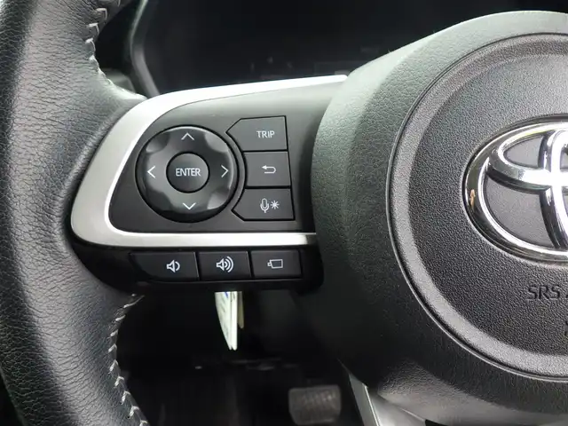 トヨタ ライズ Z 千葉県 2022(令4)年 4.1万km ブラックマイカメタリック/シャイニングホワイトパール スマートアシストIII/レーダークルーズコントロール/RCTA（リヤクロストラフィックアラート）/ブラインドスポットモニター/アイドリングストップ/ディスプレイオーディオ/純正地デジTV/【Bluetooth接続】/【Apple CarPlay　Android Auto対応】/パノラマモニター/ドライブレコーダー（前後撮影）【TZ-DR210】/前席シートヒーター/革巻きステアリング/ステアリングスイッチ/ETC/LEDヘッドライト/フォグライト/ウインカーミラー/コーナーセンサー/純正17インチアルミホイル/サイド/カーテンエアバッグ/キーフリーシステム