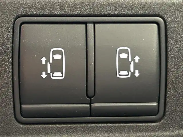 日産 セレナ e－パワー ハイウェイスター V 茨城県 2020(令2)年 3.8万km ブリリアントシルバー 純正ナビ/バックカメラ/全方位カメラ/フルセグTV/寒冷地仕様/プロパイロット/ステアリングヒーター/シートヒーター/ドライブレコーダー(前後)/LEDヘッドライト/ETC/両側パワースライド/コーナーセンサー/オートライト/純正AW