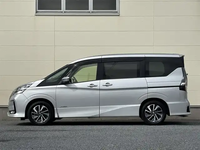 日産 セレナ e－パワー ハイウェイスター V 茨城県 2020(令2)年 3.8万km ブリリアントシルバー 純正ナビ/全方位カメラ/フルセグ/Bluetooth/寒冷地仕様/プロパイロット/ステアリングヒーター/シートヒーター/前後ドライブレコーダー/LEDヘッドライト/ETC/スマートキー/両側パワースライドドア/コーナーセンサー/オートライト/純正アルミホイール