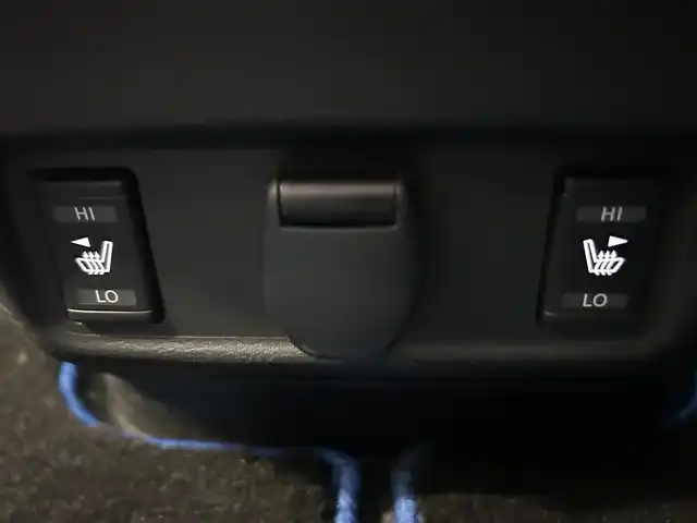 日産 セレナ e－パワー ハイウェイスター V 茨城県 2020(令2)年 3.8万km ブリリアントシルバー 純正ナビ/バックカメラ/全方位カメラ/フルセグTV/寒冷地仕様/プロパイロット/ステアリングヒーター/シートヒーター/ドライブレコーダー(前後)/LEDヘッドライト/ETC/両側パワースライド/コーナーセンサー/オートライト/純正AW