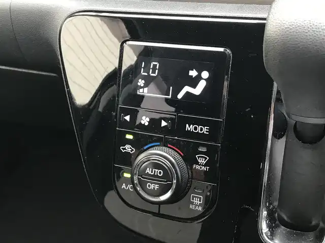 トヨタ パッソ モーダ 富山県 2018(平30)年 4.1万km ブラックマイカメタリック/ダークエメラルドマイカ 2トーン 純正ナビ/フルセグTV/Bluetooth/バックカメラ/衝突被害軽減ブレーキ/コーナーセンサー/プッシュスタート/スマートキー/スペアキー１本/LEDヘッドライト/オートライト/オートハイビーム/ステアリングスイッチ/ETC
