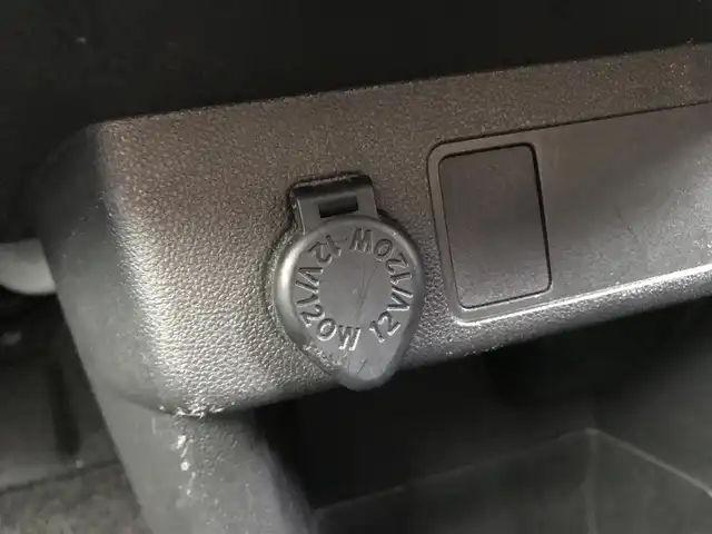 トヨタ パッソ モーダ 富山県 2018(平30)年 4.1万km ブラックマイカメタリック/ダークエメラルドマイカ 2トーン 純正ナビ/フルセグTV/Bluetooth/バックカメラ/衝突被害軽減ブレーキ/コーナーセンサー/プッシュスタート/スマートキー/スペアキー１本/LEDヘッドライト/オートライト/オートハイビーム/ステアリングスイッチ/ETC