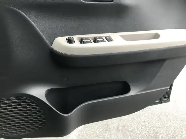 トヨタ パッソ モーダ 富山県 2018(平30)年 4.1万km ブラックマイカメタリック/ダークエメラルドマイカ 2トーン 純正ナビ/フルセグTV/Bluetooth/バックカメラ/衝突被害軽減ブレーキ/コーナーセンサー/プッシュスタート/スマートキー/スペアキー１本/LEDヘッドライト/オートライト/オートハイビーム/ステアリングスイッチ/ETC