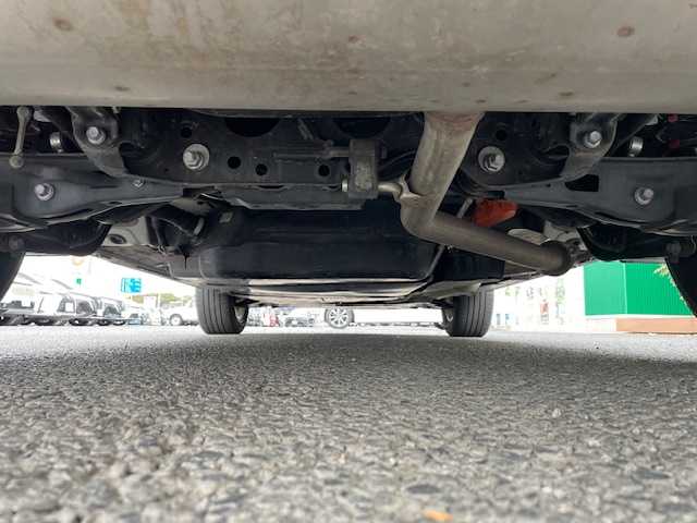 トヨタ ＲＡＶ４ ハイブリットX 茨城県 2021(令3)年 6.2万km ホワイトパールクリスタルシャイン 純正ナビ　/衝突軽減システム　/バックカメラ　/コーナーセンサー前後　/ブラインドスポットモニター　/ＬＥＤヘッドライト　/純正アルミホイール　/ＥＴＣ　/プッシュスタート　/オートマチックハイビーム　/レーンキープアシスト/パーキングアシスト/スペアキー